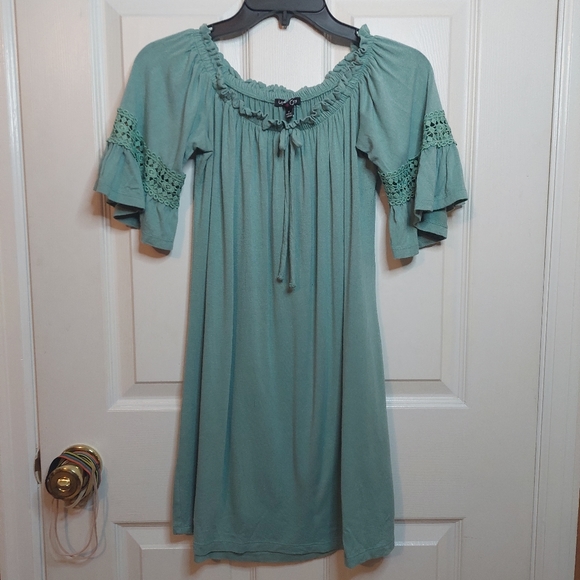 Love By Chesley Seafoam Green Off Shoulder Short Sleeve Mini Dress Boho Size S - Picture 1 of 10